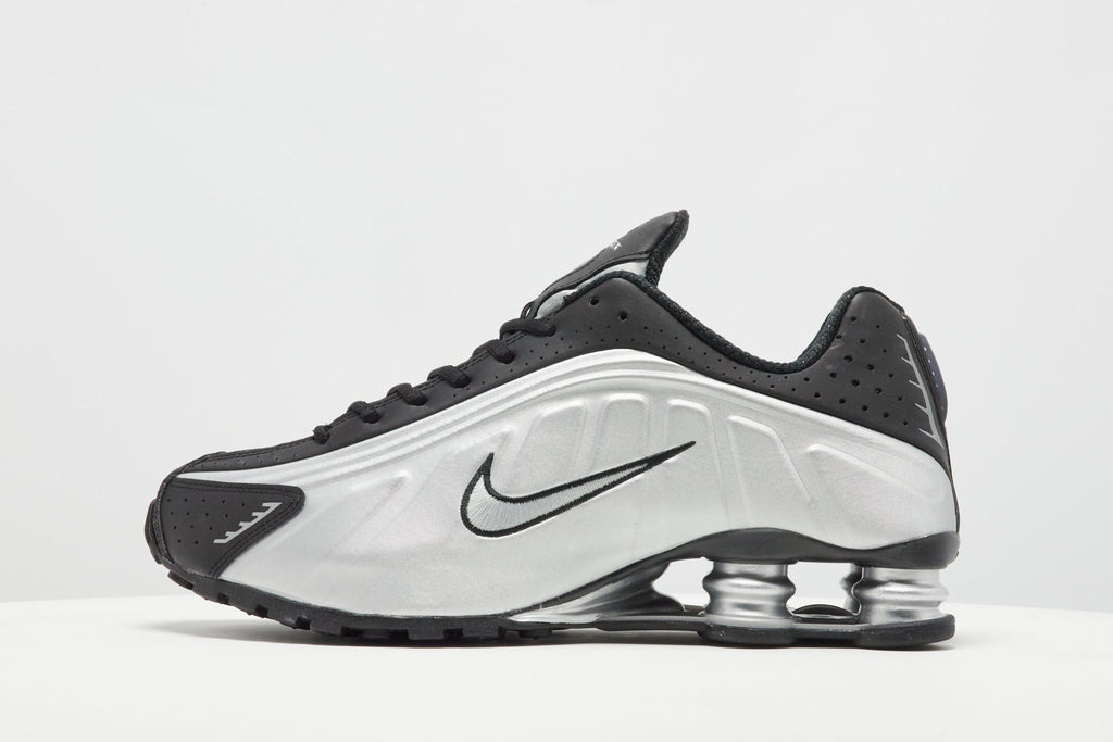 Shox R4