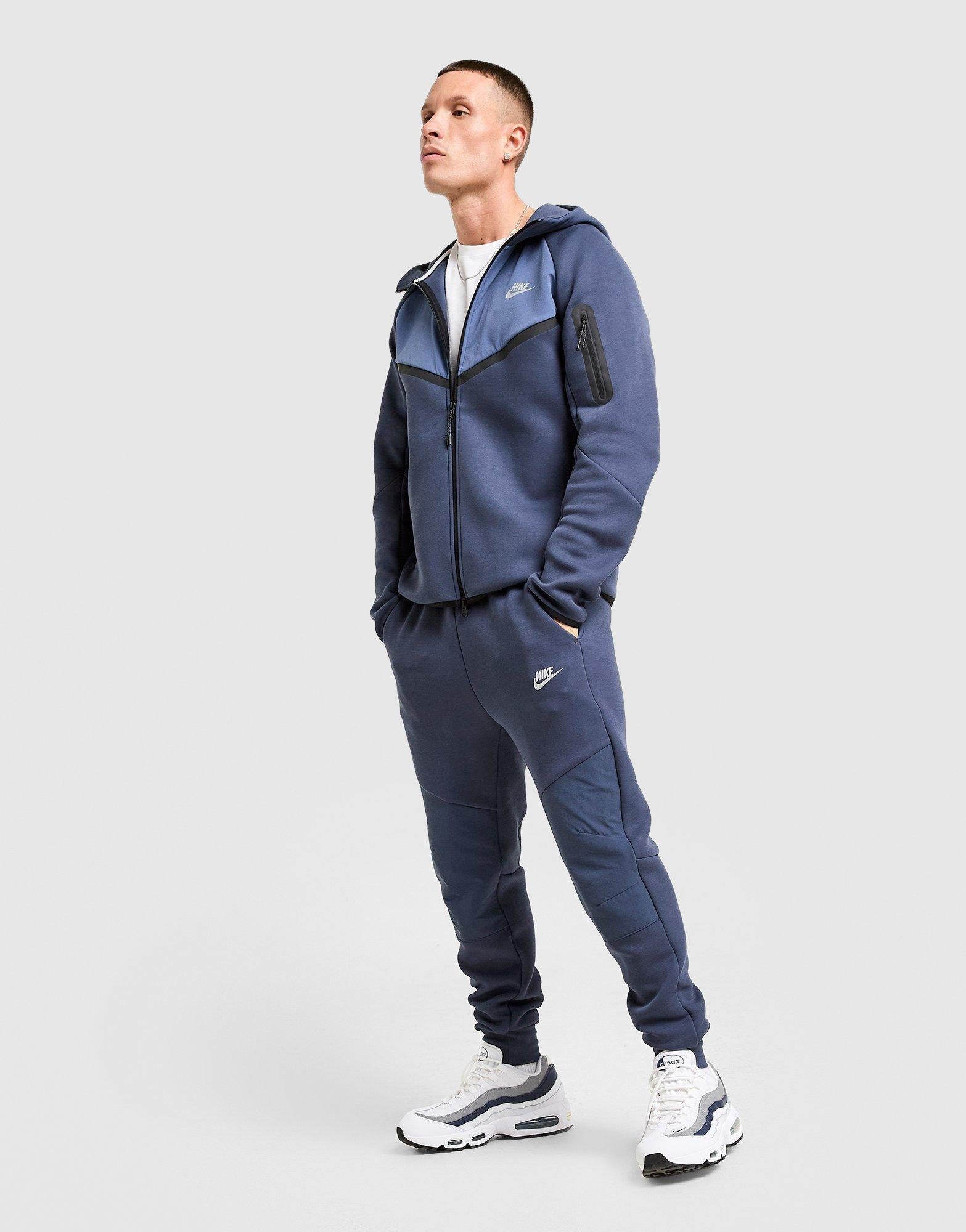 Tech Fleece Full-Zip Hoodie
