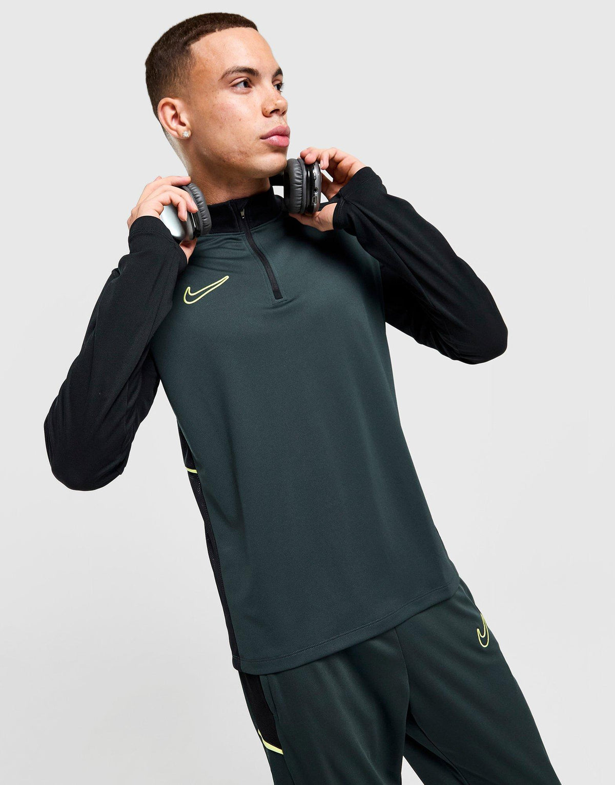 Academy 1/4 Zip Top