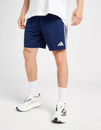 Tiro Shorts