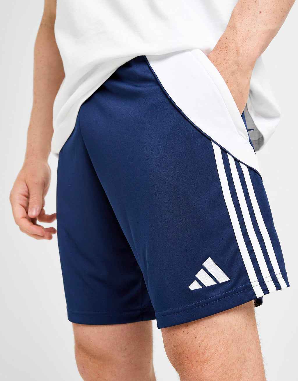 Tiro Shorts