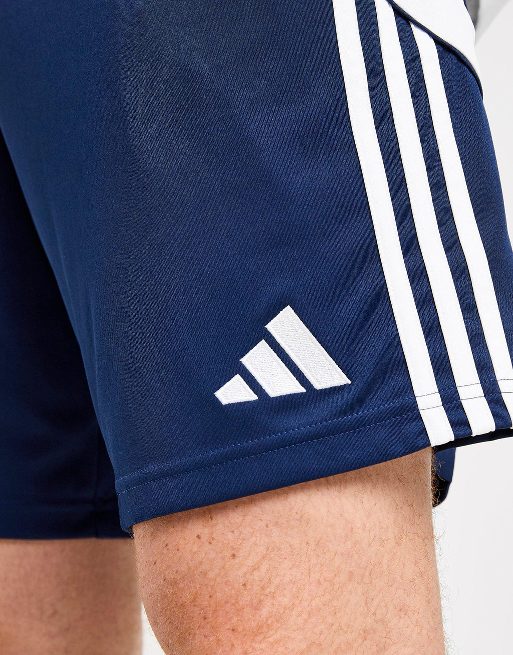 Tiro Shorts