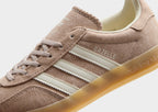 Gazelle Indoor Canvas Women's