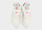 9060 Women's