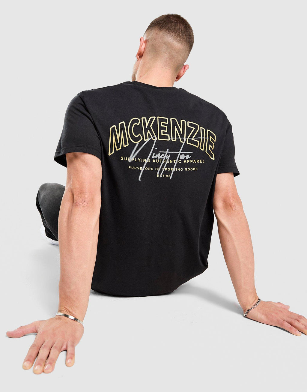 Arch T-Shirt