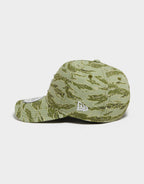 MLB New York Yankees Tiger Print Trucker Cap
