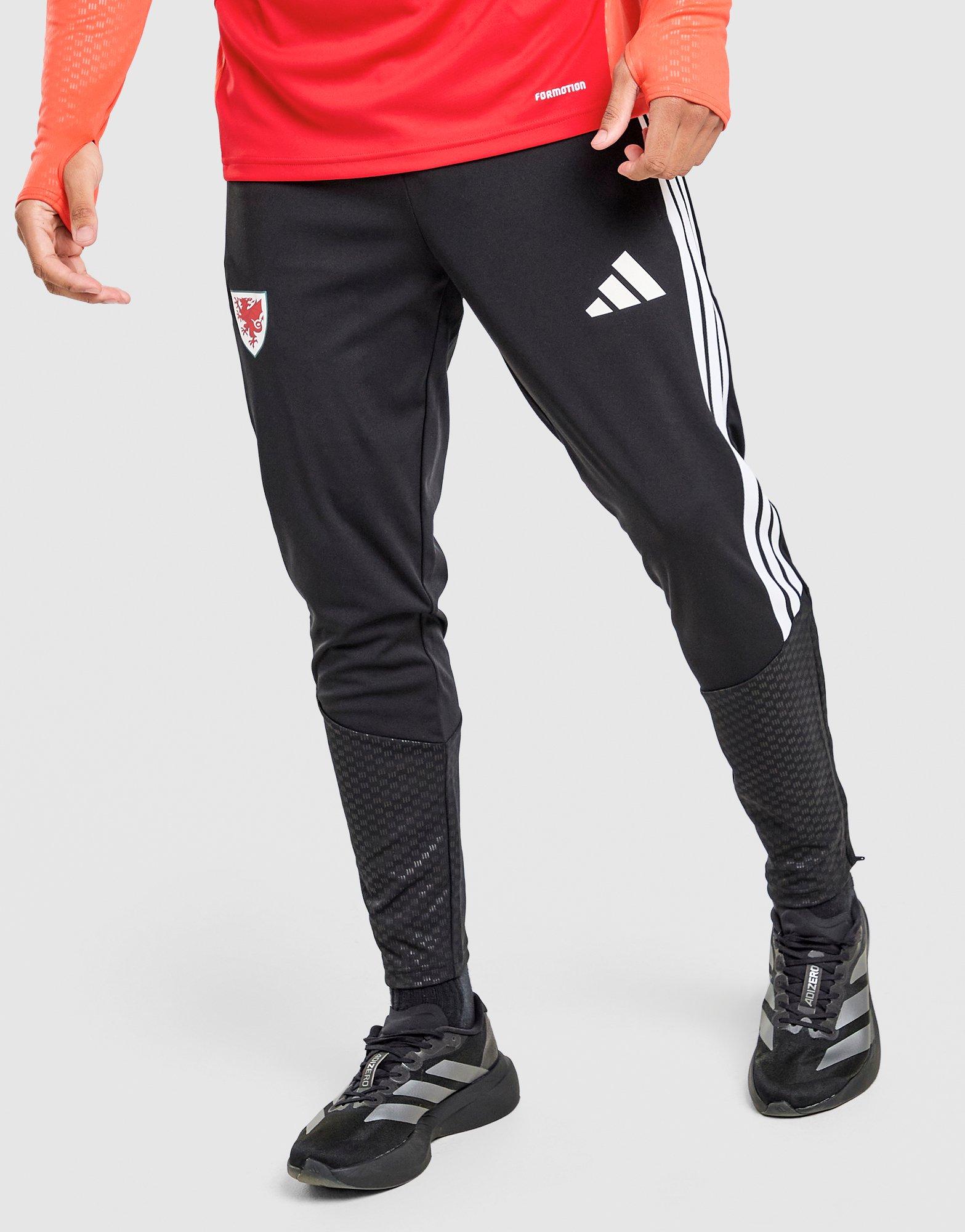 Wales Tiro 26 Training Pants