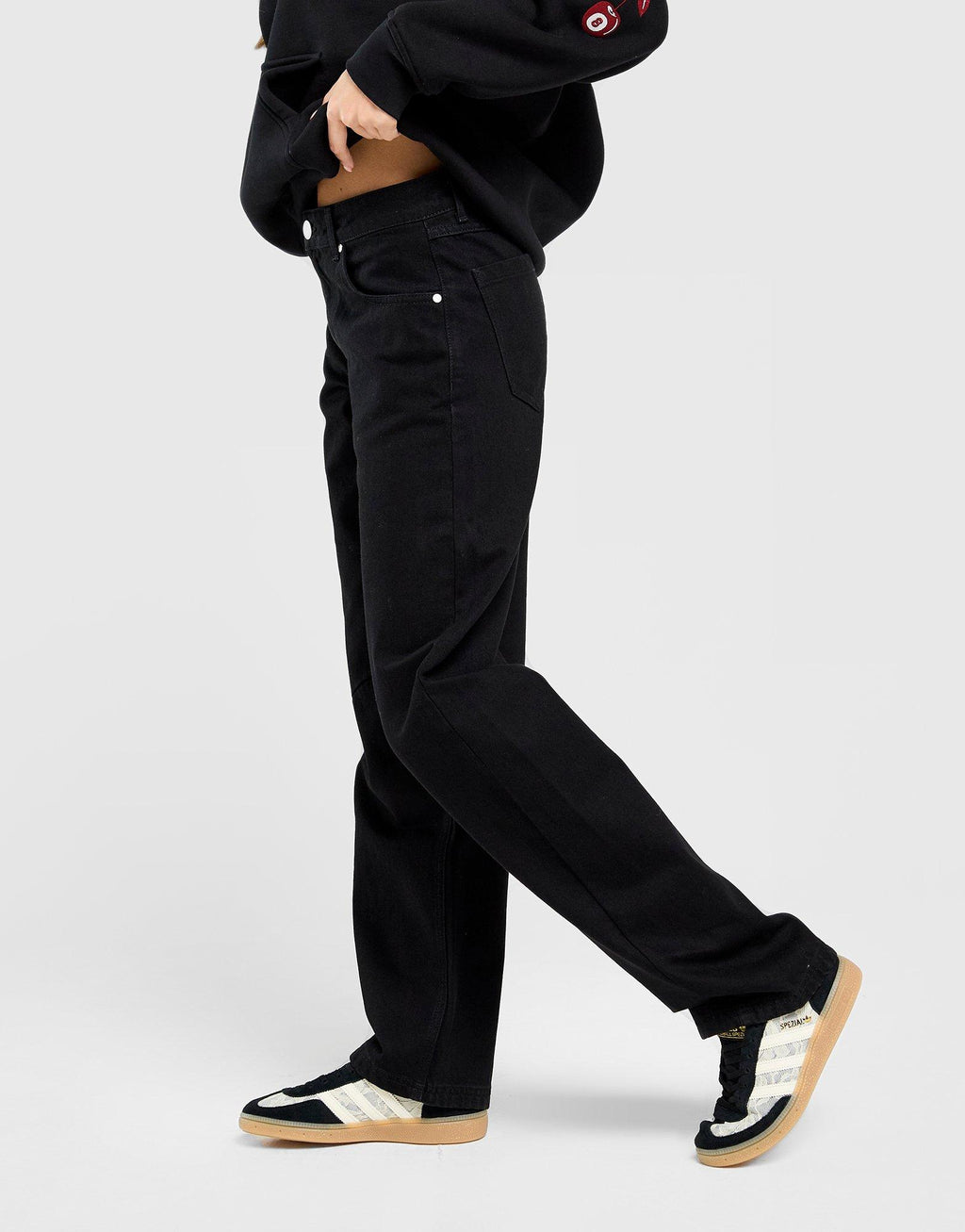 Mid-Rise Barrel Jeans