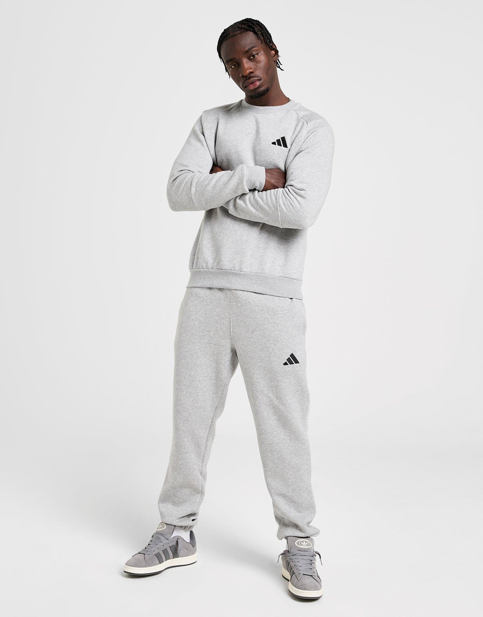 Essential Crew Sweatshirt