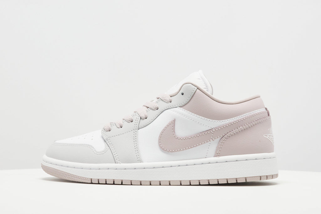 Air 1 Low Women’s