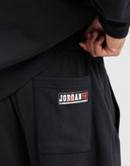 Globe Shorts