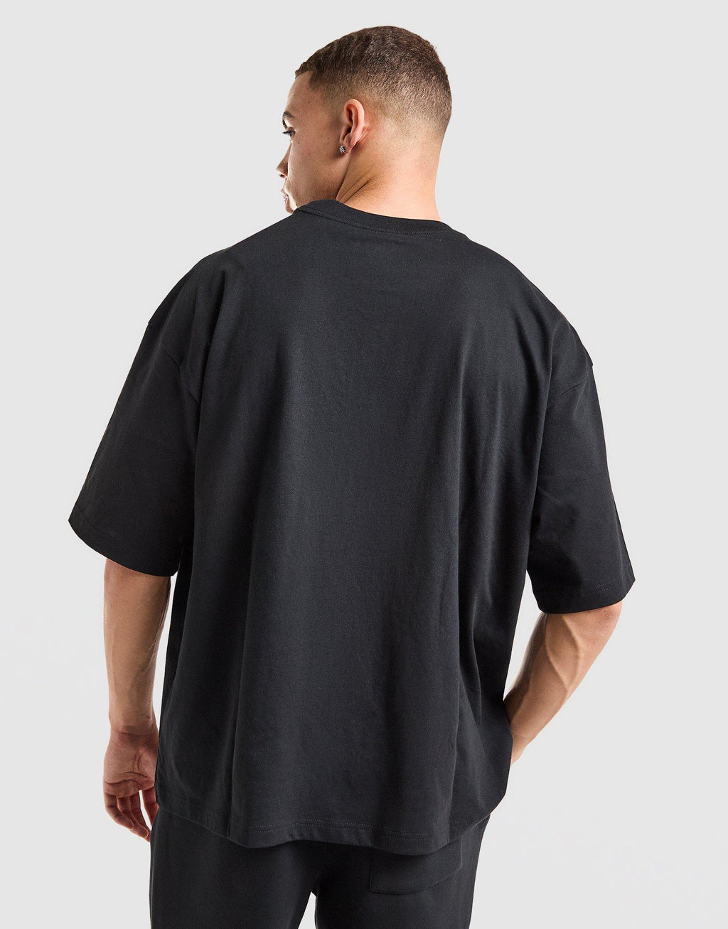 Globe T-Shirt