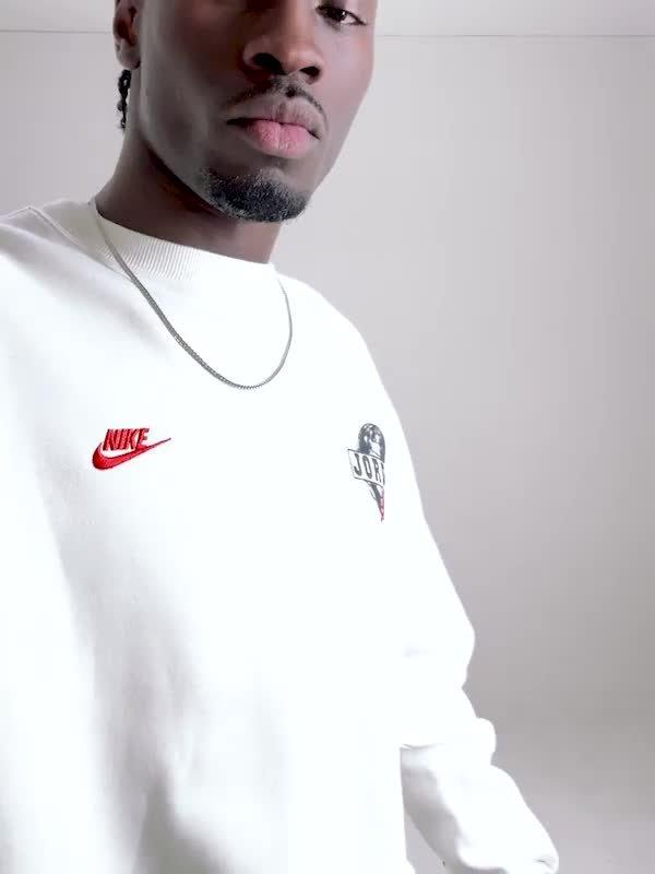 Globe Sweatshirt