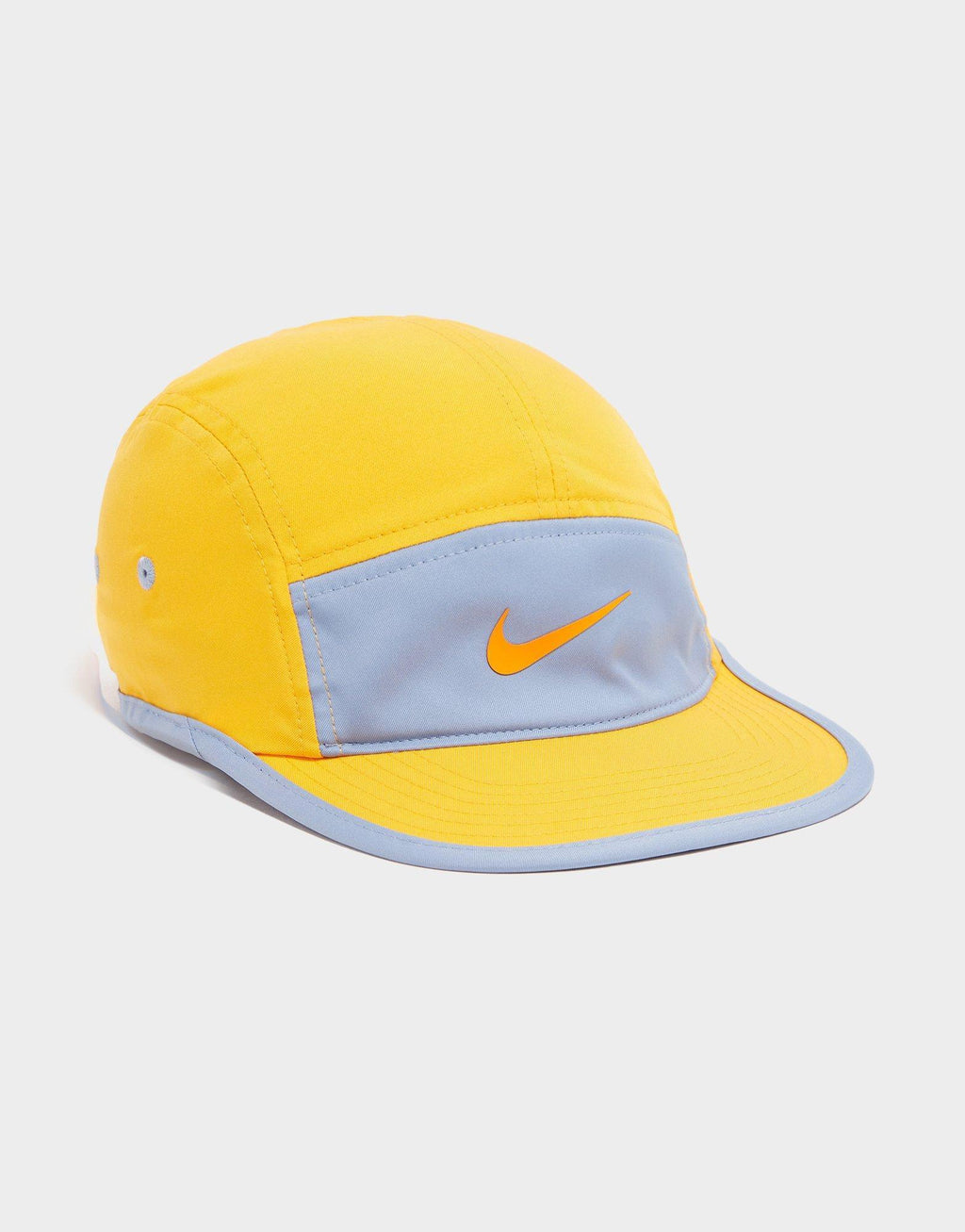 Fly Cap