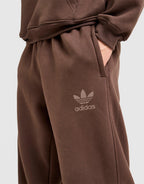 Trefoil Joggers