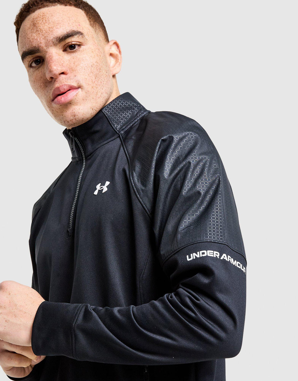 Brawl 1/4 Zip Sweatshirt