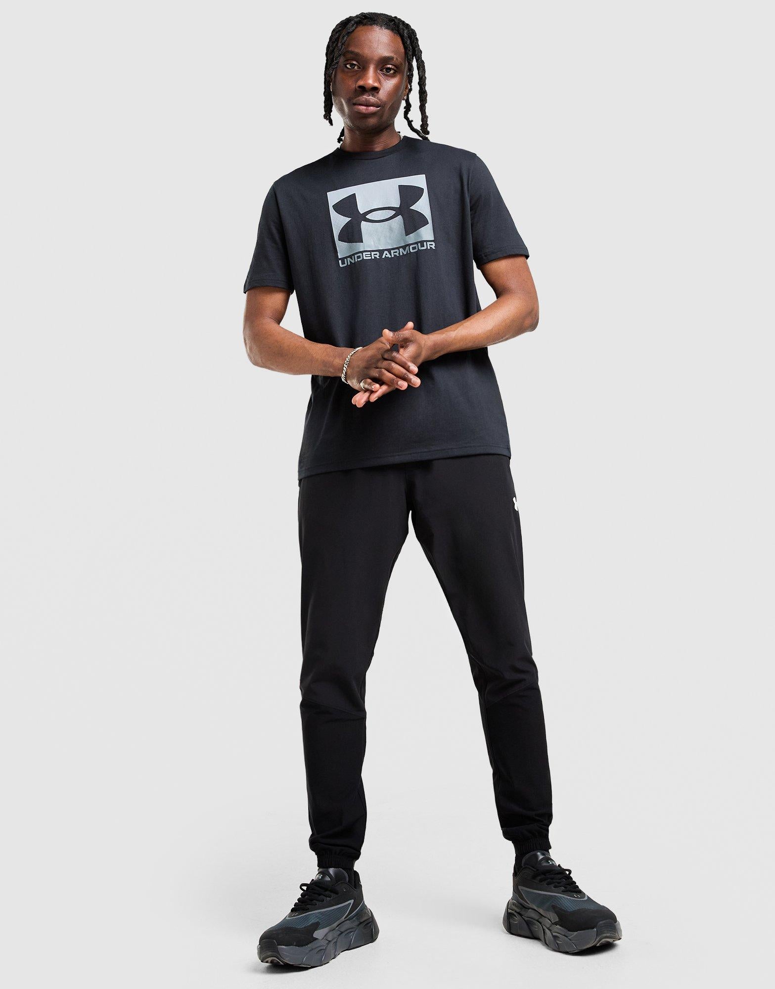 Vanish Woven Track Pants