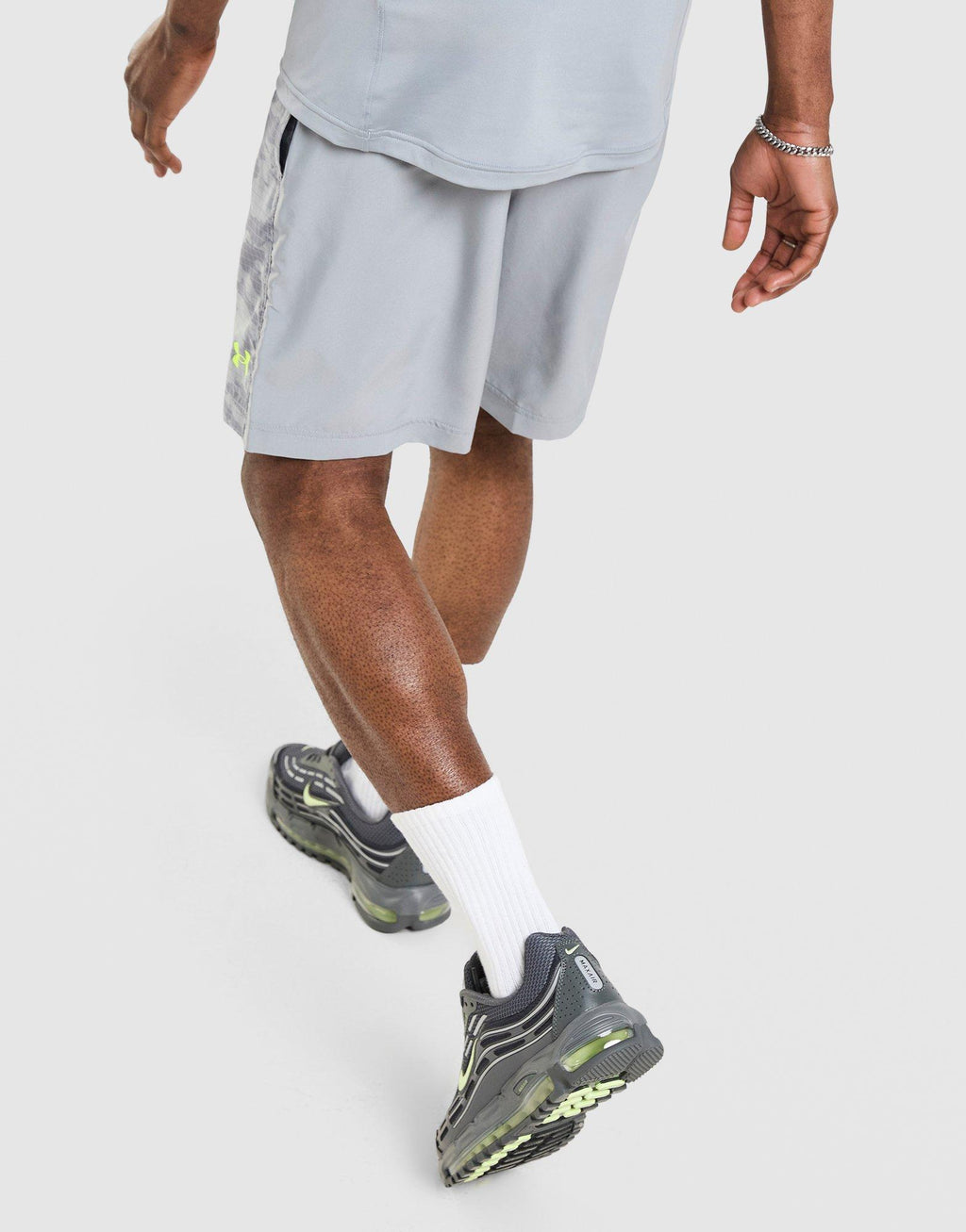 Heat Gear Woven Shorts