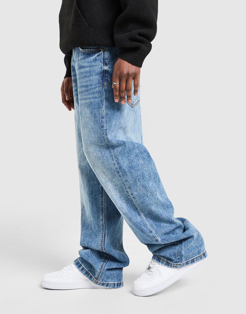 Core Baggy Jeans