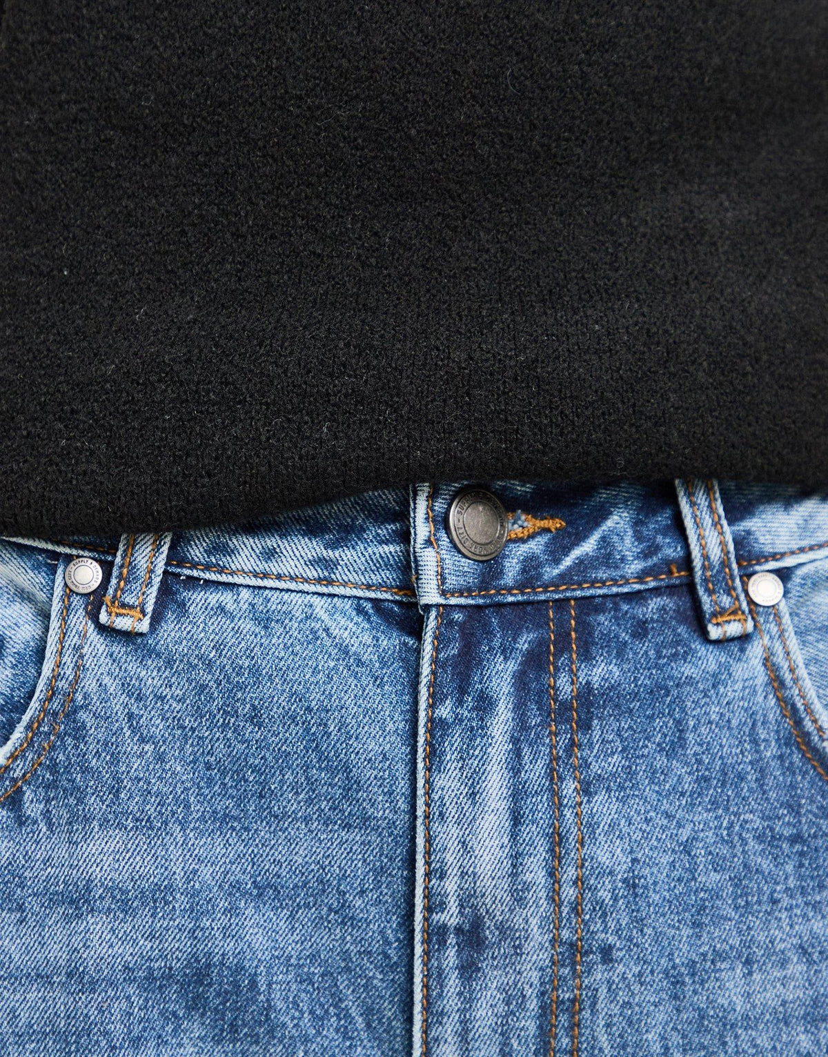 Core Baggy Jeans