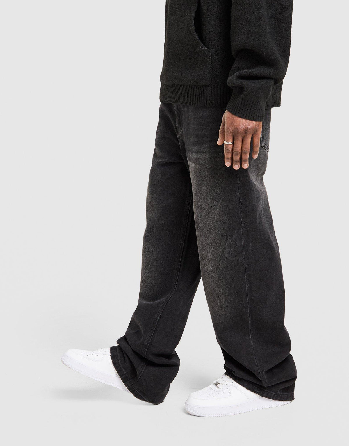 Core Baggy Jeans