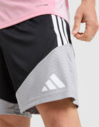 Newcastle United Tiro 26 Training Shorts