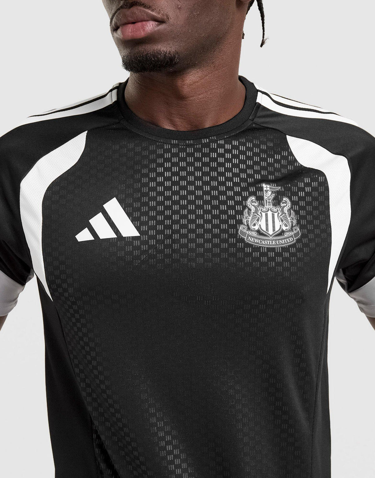 Newcastle United FC Tiro 26 Training Shirt