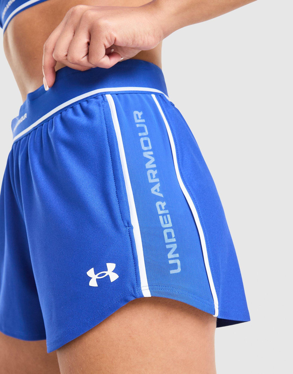 Waistband Piping Woven Shorts