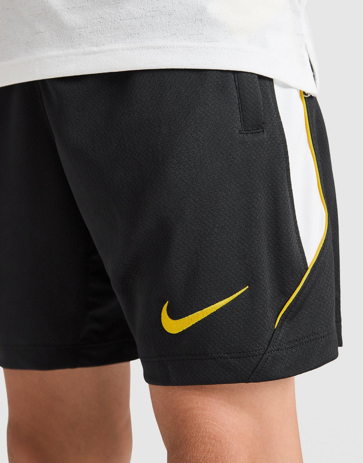 Chelsea FC Strike Shorts Junior