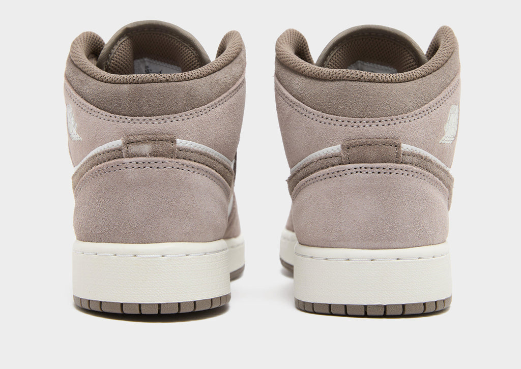 Air 1 Mid Junior's