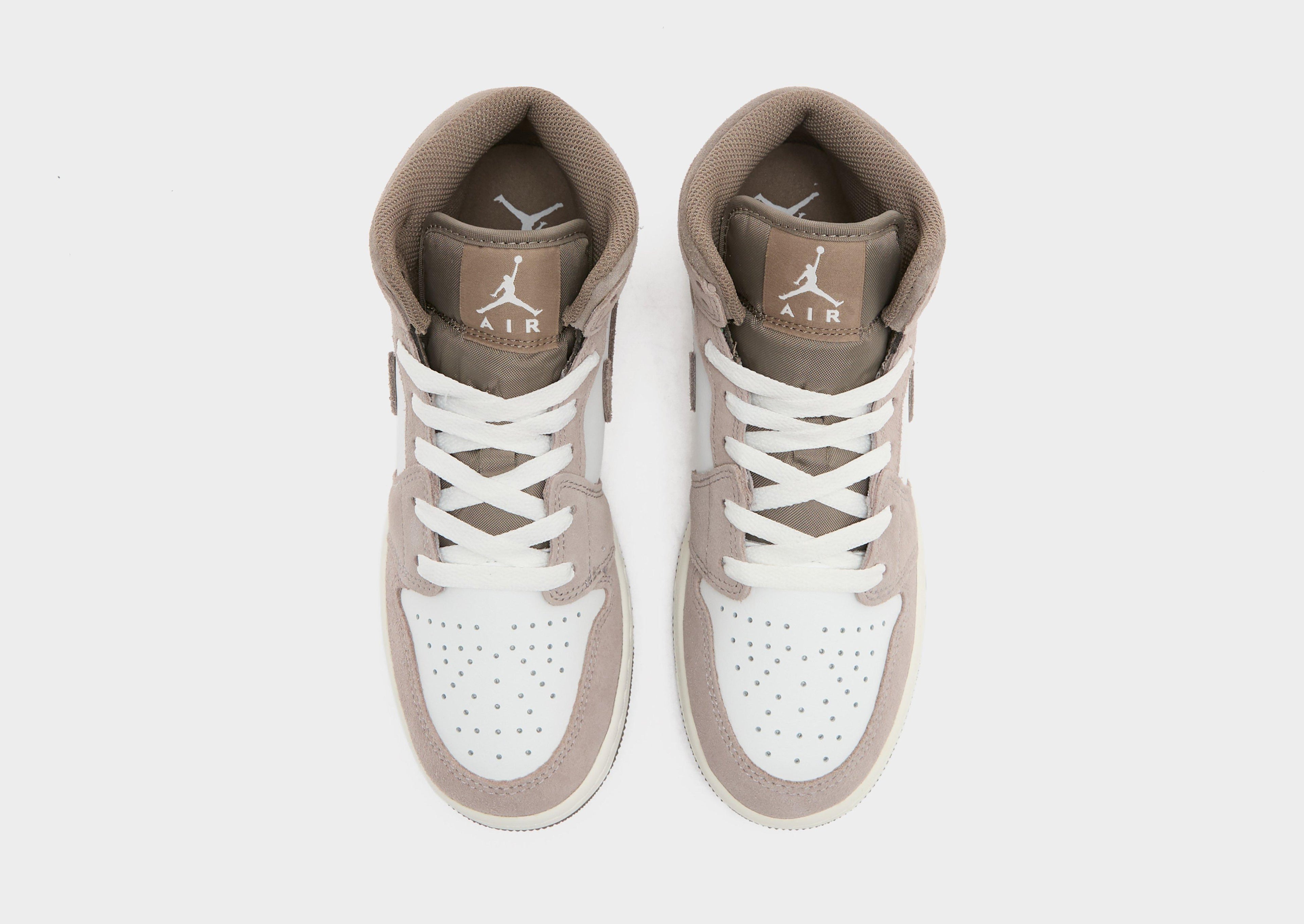 Air 1 Mid Junior's