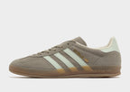 Gazelle Indoor Women's