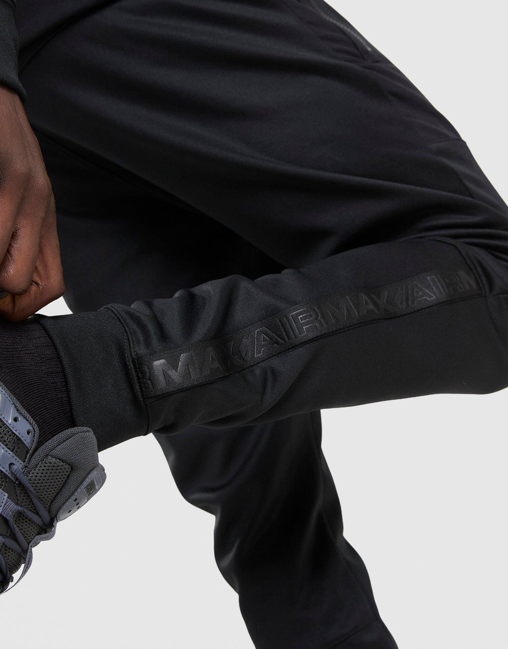Air Max Joggers