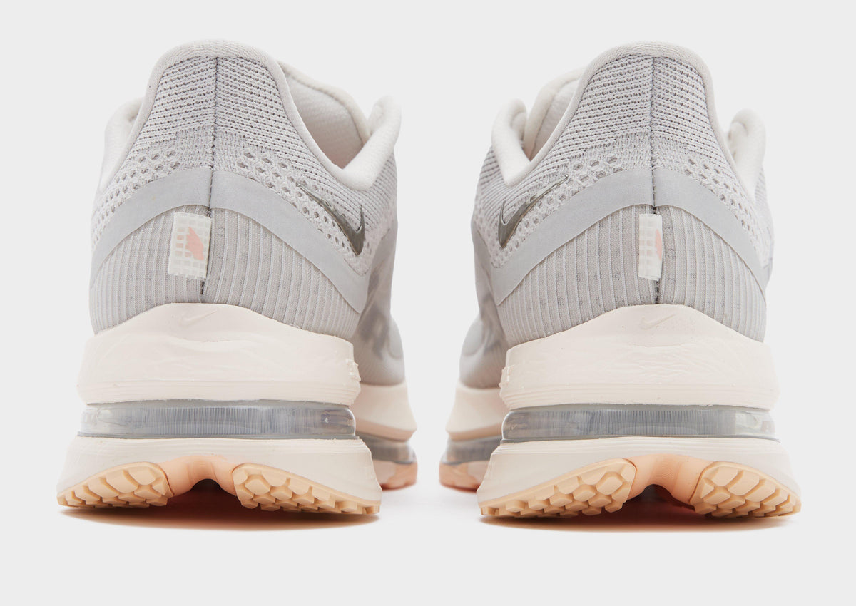 Pegasus Premium Women's