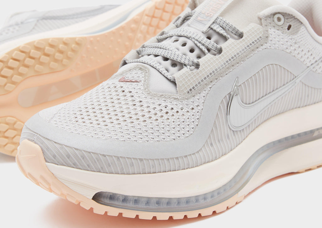 Pegasus Premium Women's