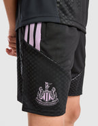 Newcastle United FC Tiro 26 Training Shorts Junior