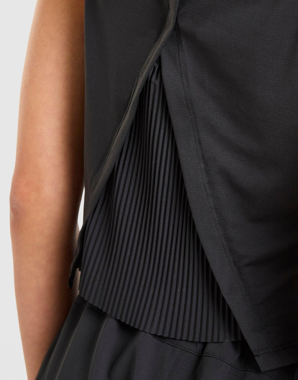 Andara Pleated Vest