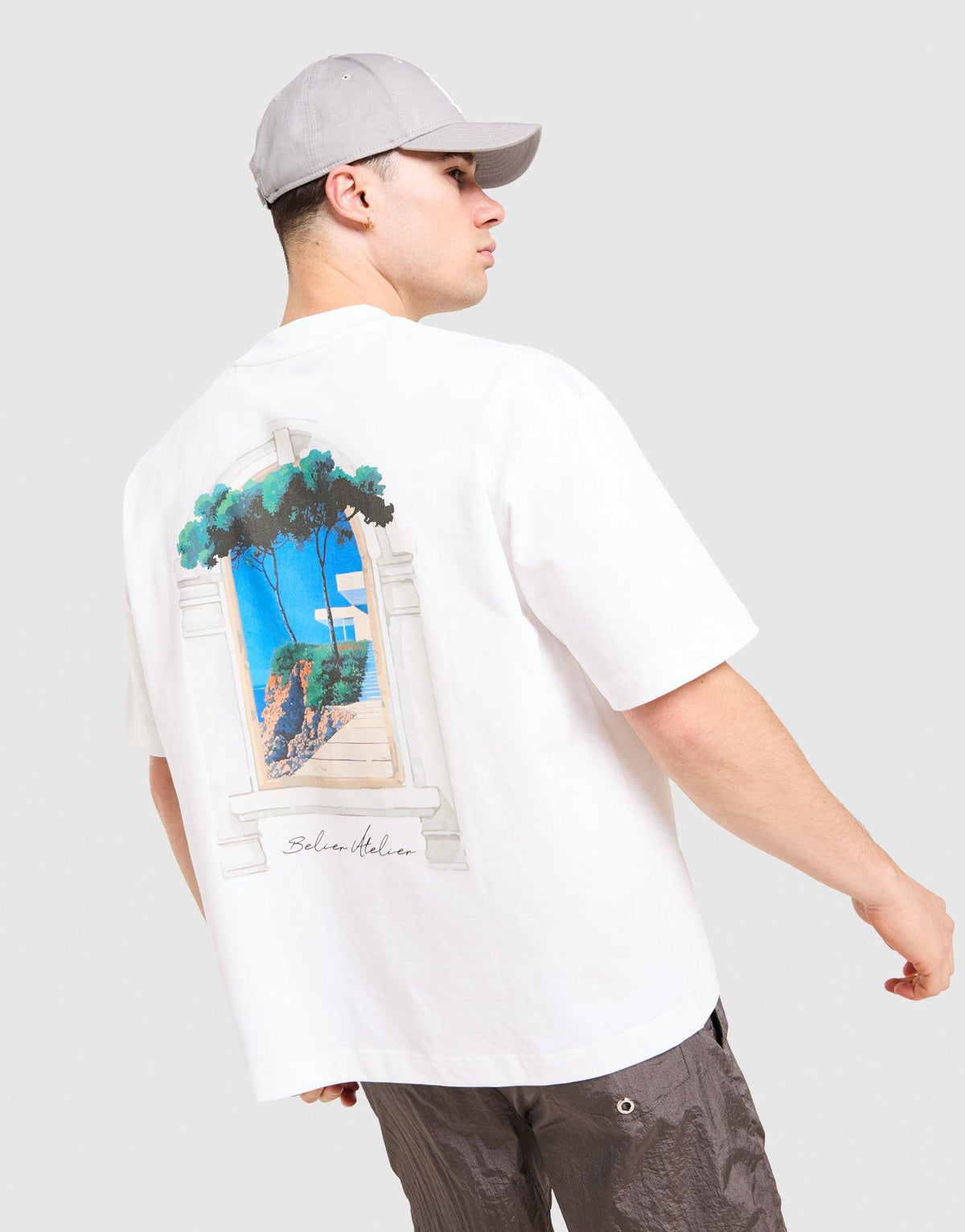 Villa T-Shirt