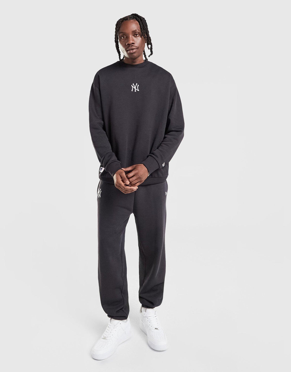 MLB New York Yankees Small Logo Crew Sweatshirt