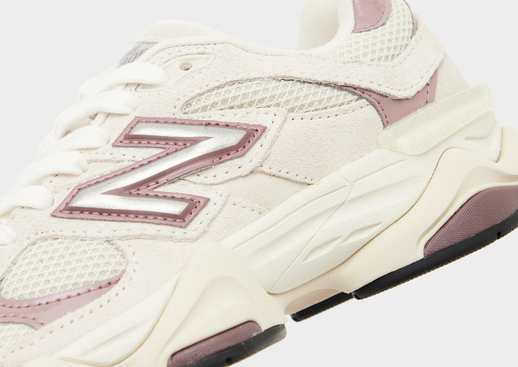 9060 Women's