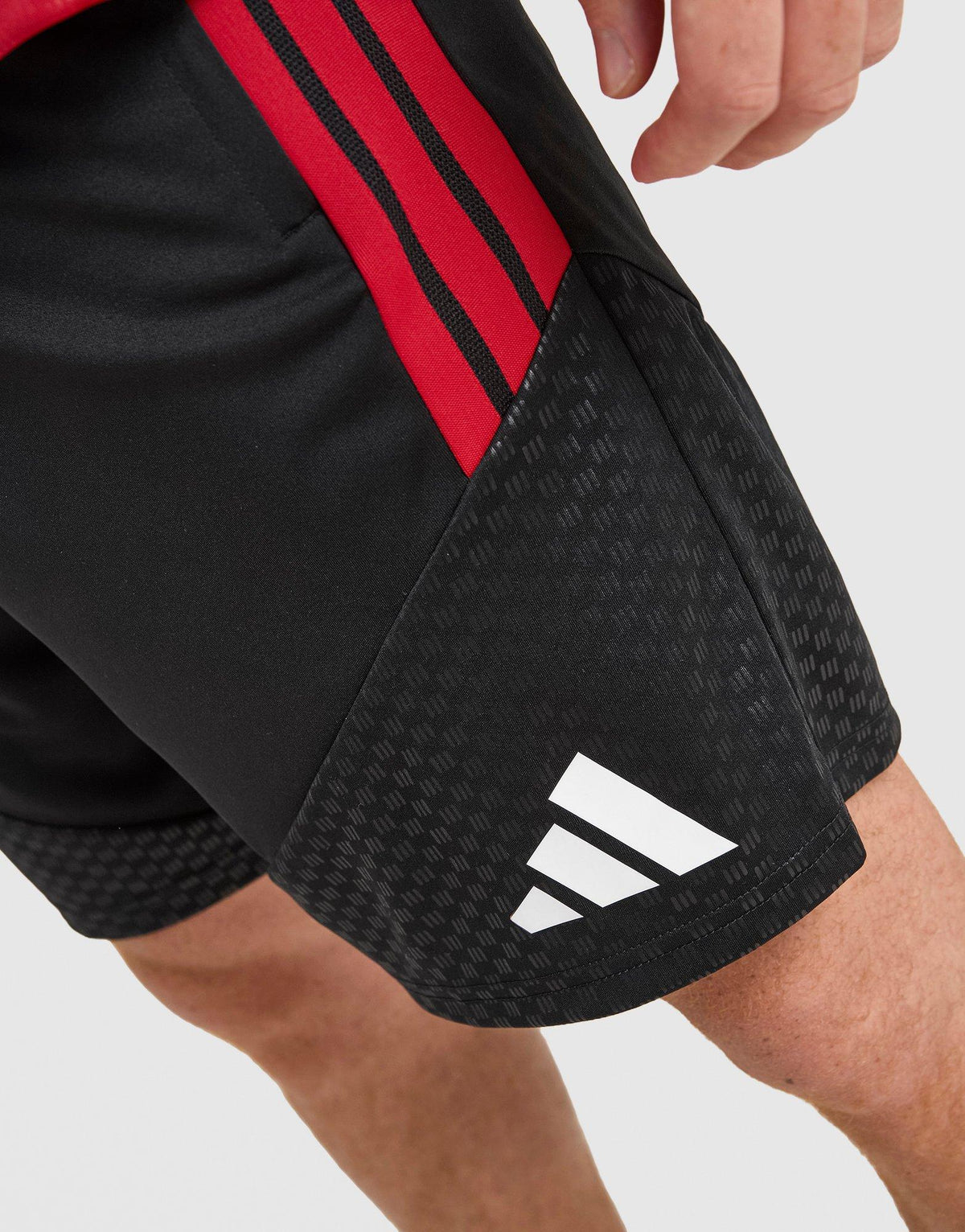 Manchester United FC Tiro 26 Training Shorts