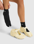 Tabi Quarter Socks