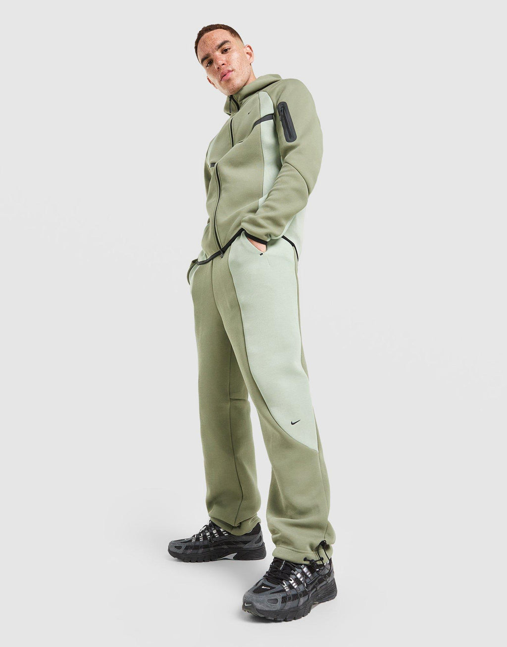 Tech Pro Fleece Joggers