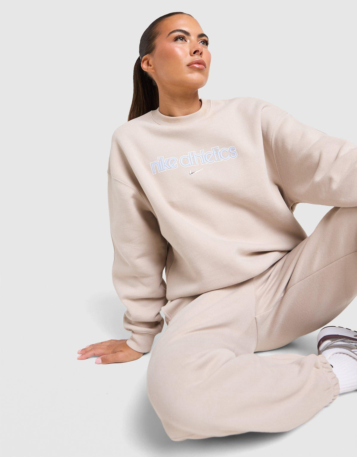 Gym Life Swoosh Oversized Crew Sweatshirt