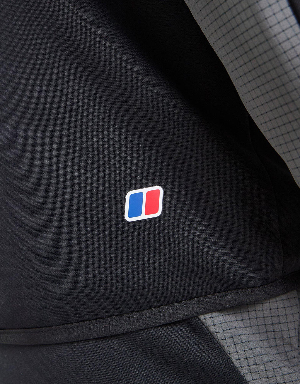 Lonnen Poly 1/2 Zip Top