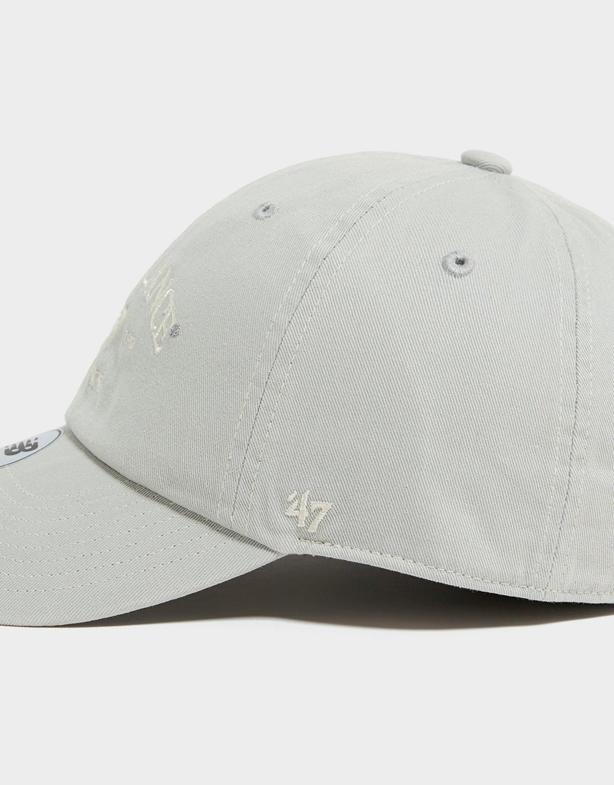 Clean Up Graphic Cap