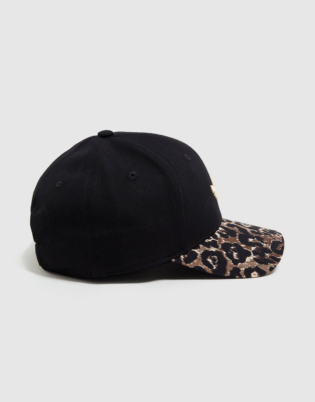 Trefoil Cap