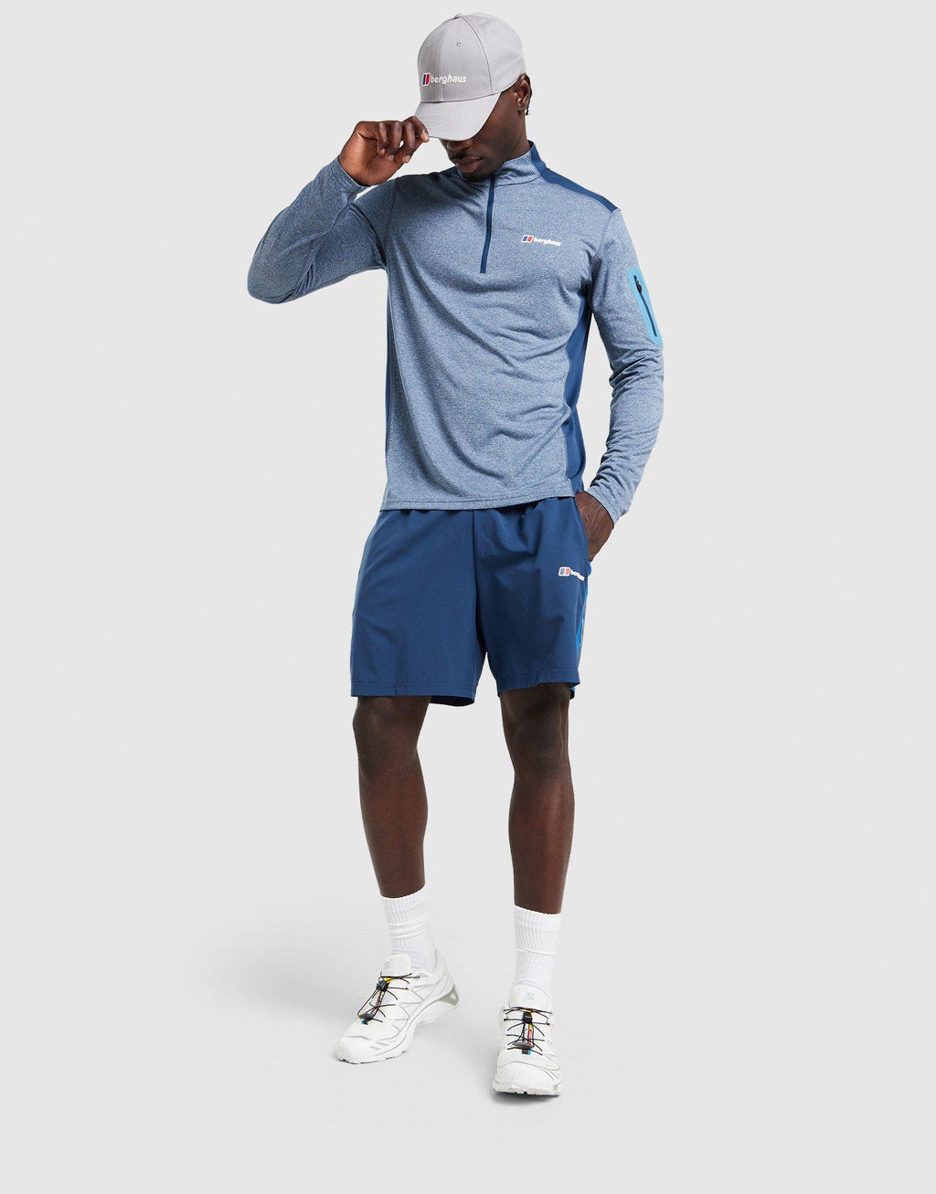 Explore 1/4 Zip Top
