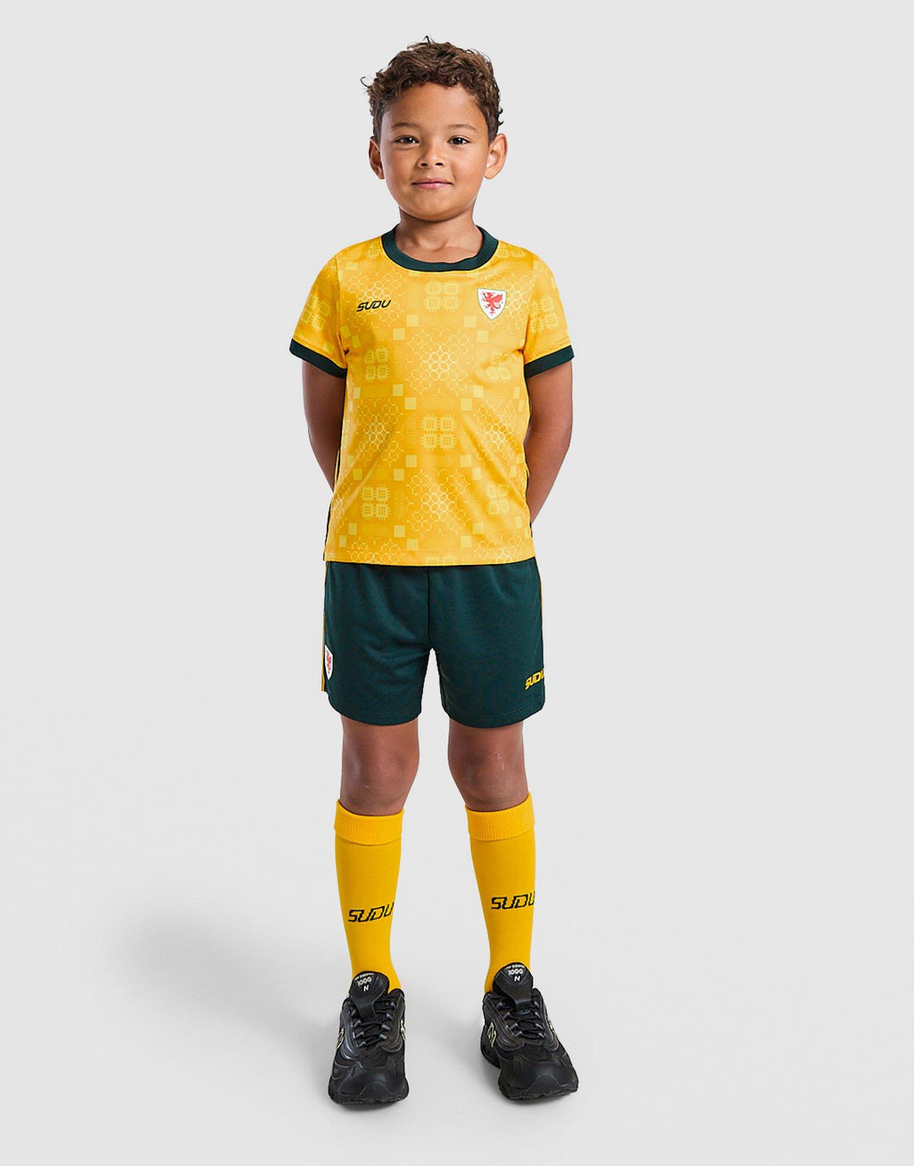 Wales 2026/27 Away Kit Children