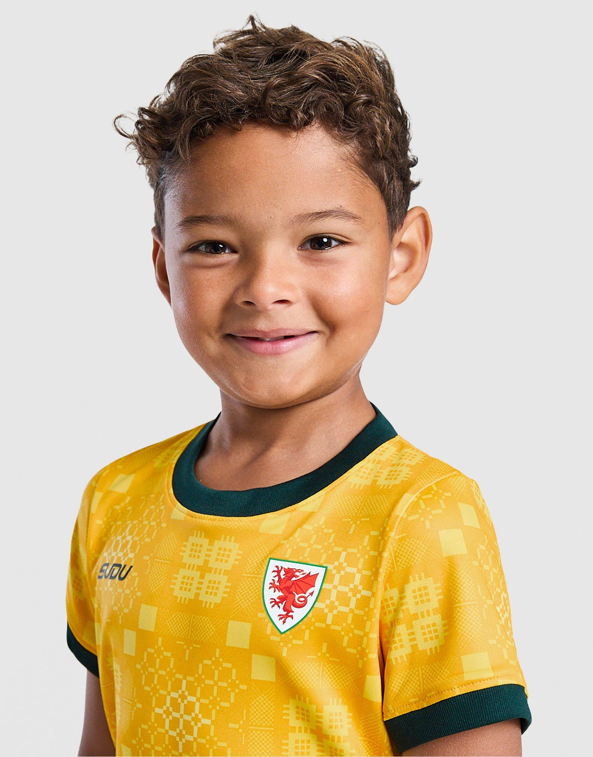 Wales 2026/27 Away Kit Children
